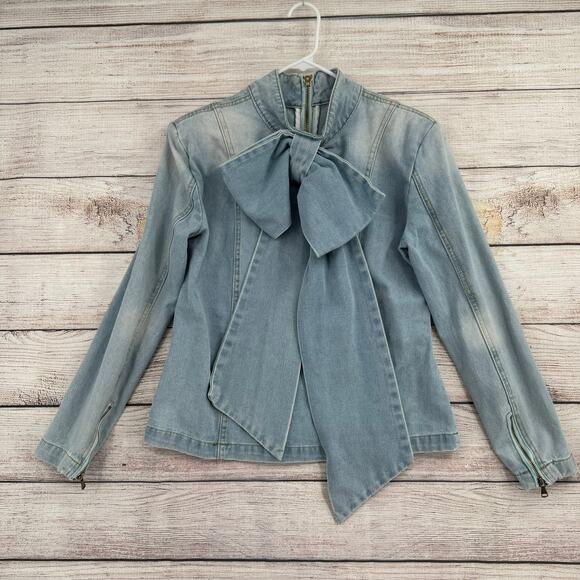 Alex Vinash Jackets & Blazers - Alex Vinash New York Bow Front Denim Jacket Womens Medium Blue Light Wash